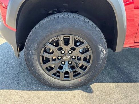 Used 2026 Chevrolet Colorado Trail Boss AWD/4WD image 10