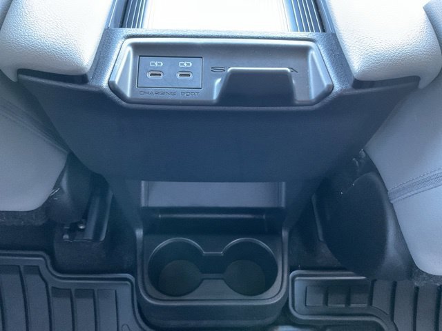 Used 2025 Toyota Sienna XLE FWD image 22