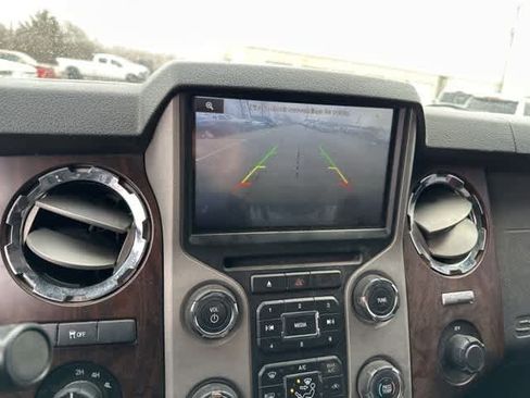 Used 2014 Ford F350 Lariat w/ Chrome Package image 9