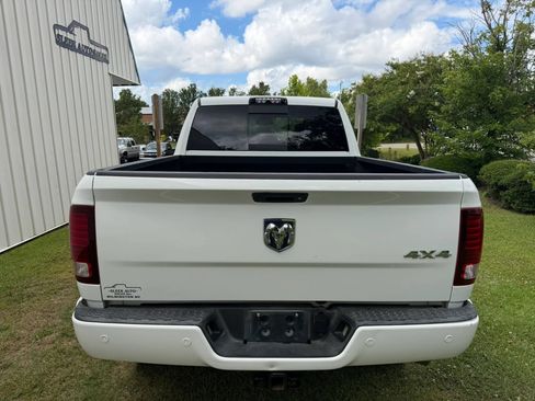 Used 2018 RAM 2500 Laramie w/ Sport Appearance Group AWD/4WD image 10