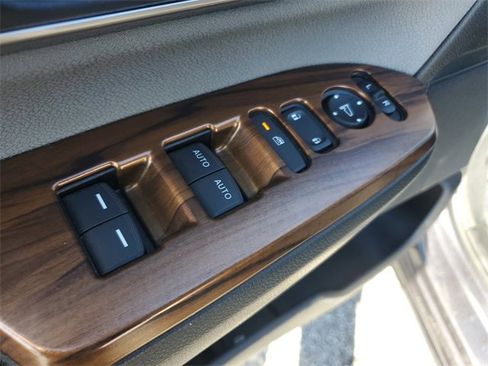 Certified 2022 Honda CR-V EX image 10