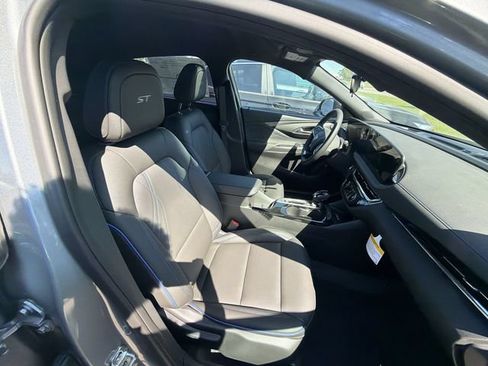 New 2026 Buick Envista Sport Touring w/ Convenience II Package FWD image 20