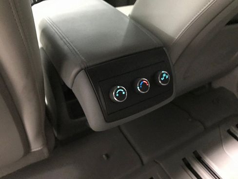 Used 2015 Buick Enclave Leather w/ Trailering Package FWD image 20
