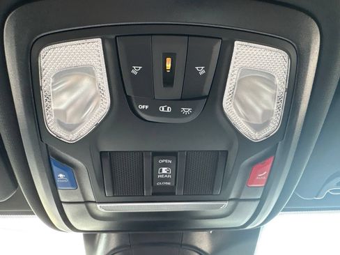 New 2026 RAM 3500 Tradesman AWD/4WD image 17