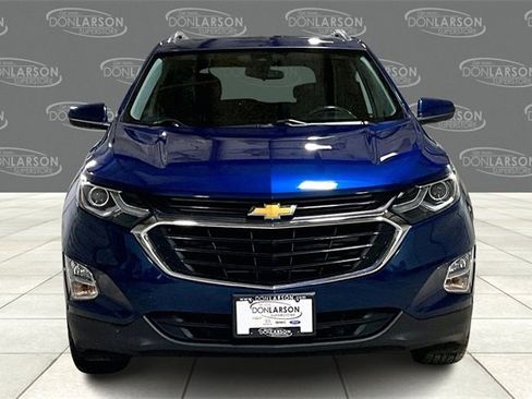 Used 2020 Chevrolet Equinox LT image 2