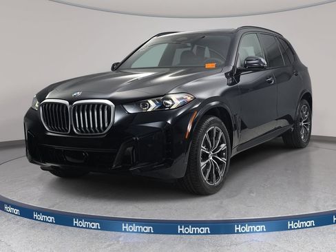 New 2026 BMW X5 xDrive40i w/ M Sport Package AWD/4WD image 1