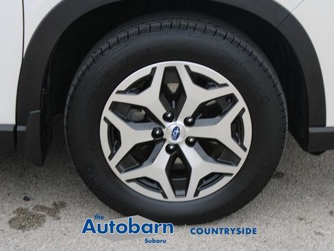 Certified 2024 Subaru Forester Premium AWD/4WD image 31