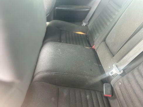 Used 2012 Dodge Challenger R/T image 7