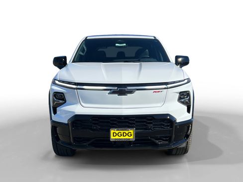 New 2024 Chevrolet Silverado EV RST image 8