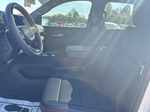 Used 2025 Chevrolet Silverado EV RST AWD/4WD image 7