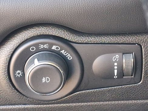 Certified 2021 Dodge Durango SXT w/ 3rd Row Seating Group image 24