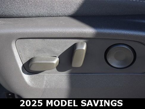 New 2025 Chevrolet Silverado 2500 LT w/ Convenience Package image 22