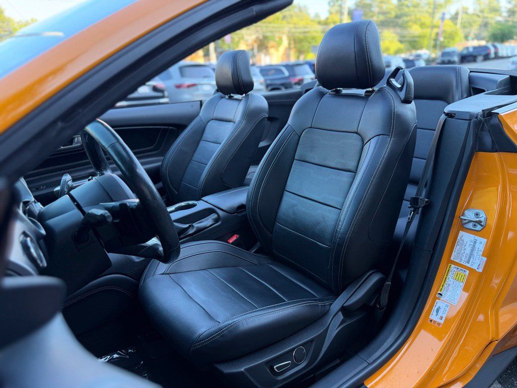 Used 2018 Ford Mustang GT Premium w/ Equipment Group 401A RWD image 26