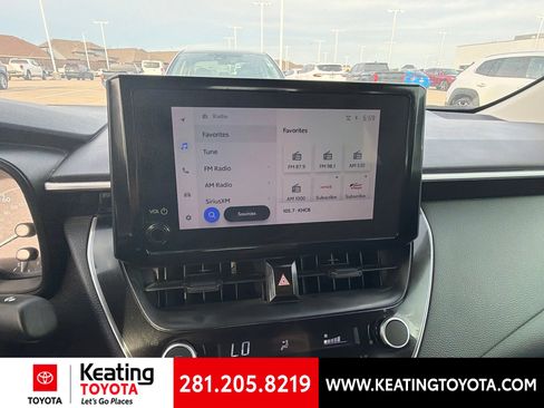 Used 2025 Toyota Corolla LE FWD image 16