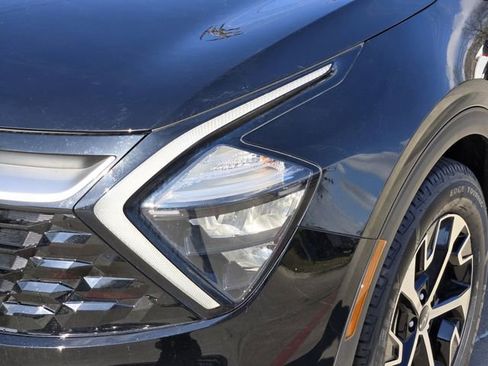 Used 2023 Kia Sportage EX image 8