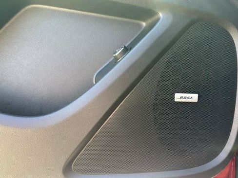 Used 2020 Chevrolet Traverse RS FWD image 14