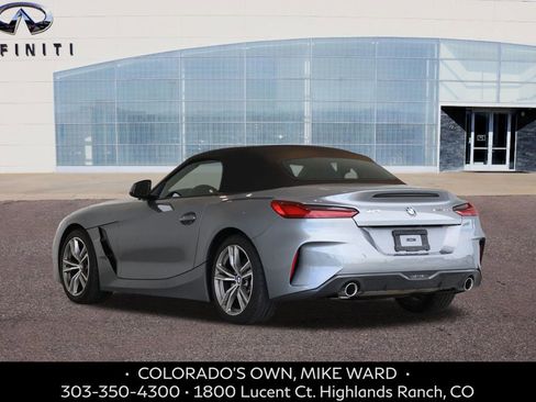 Used 2025 BMW Z4 sDrive30i image 3
