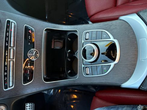 Used 2019 Mercedes-Benz C 300 4MATIC Coupe image 16