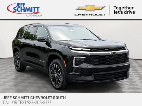 New 2026 Chevrolet Traverse LT w/ Sun and Wheel Package AWD/4WD image 1