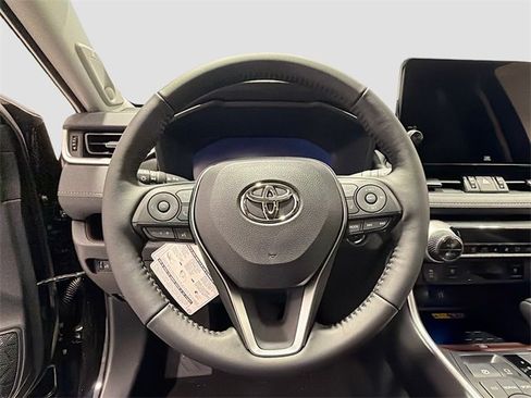 New 2025 Toyota RAV4 Limited image 9