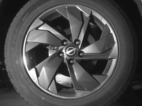 Used 2025 Nissan Rogue SV image 15