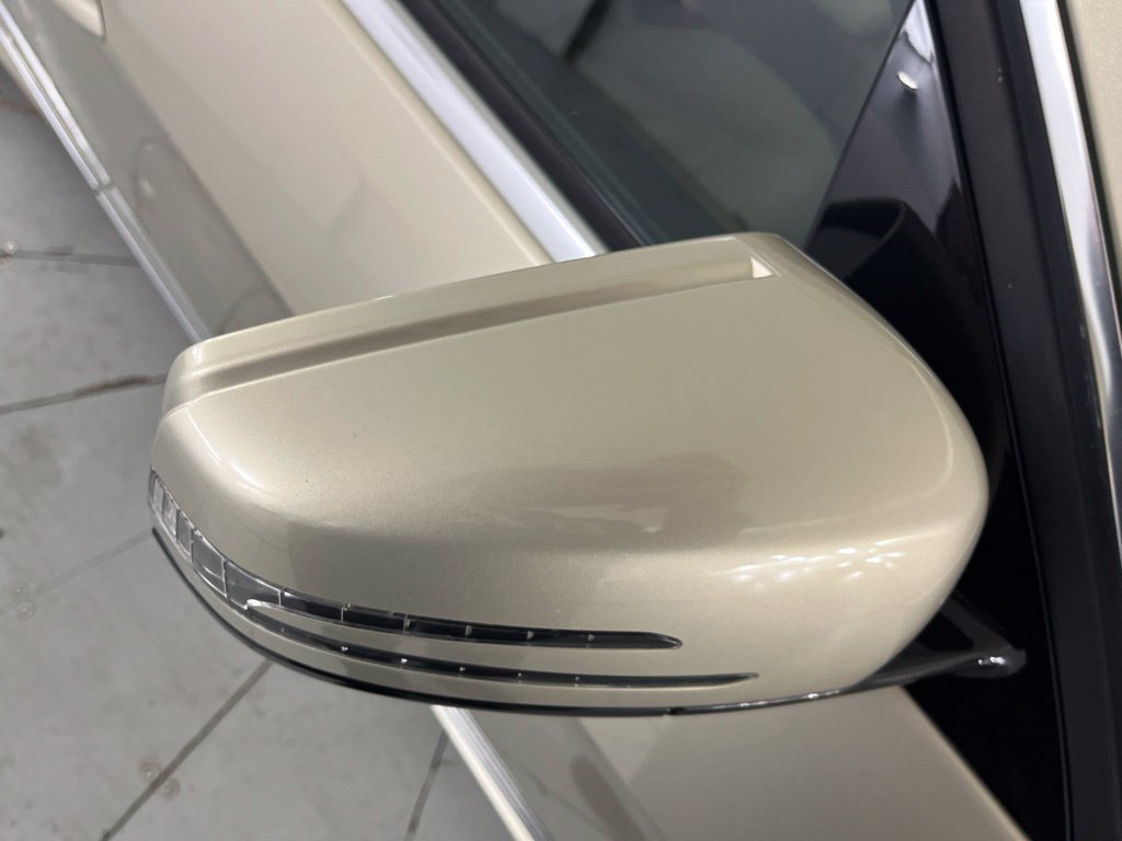 Used 2010 Mercedes-Benz E 350 Sedan image 47