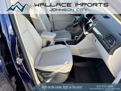 Certified 2022 Volkswagen Tiguan SE image 33