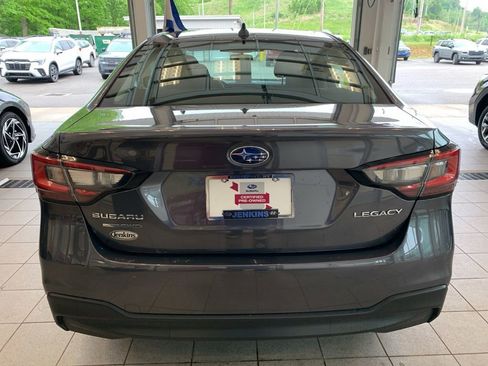 Used 2025 Subaru Legacy Premium AWD/4WD image 16