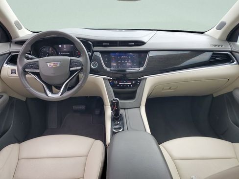 Used 2020 Cadillac XT6 Premium Luxury FWD image 10