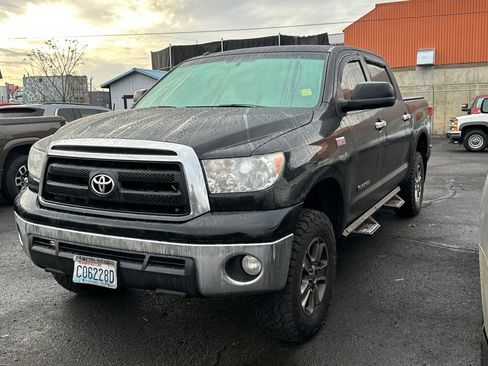 Used 2013 Toyota Tundra Grade 4D CrewMax image 4