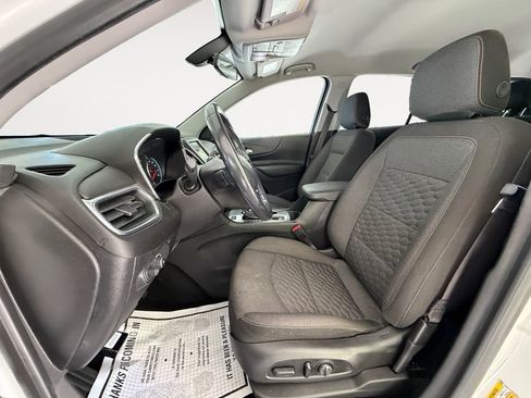 Used 2019 Chevrolet Equinox LT AWD/4WD image 11