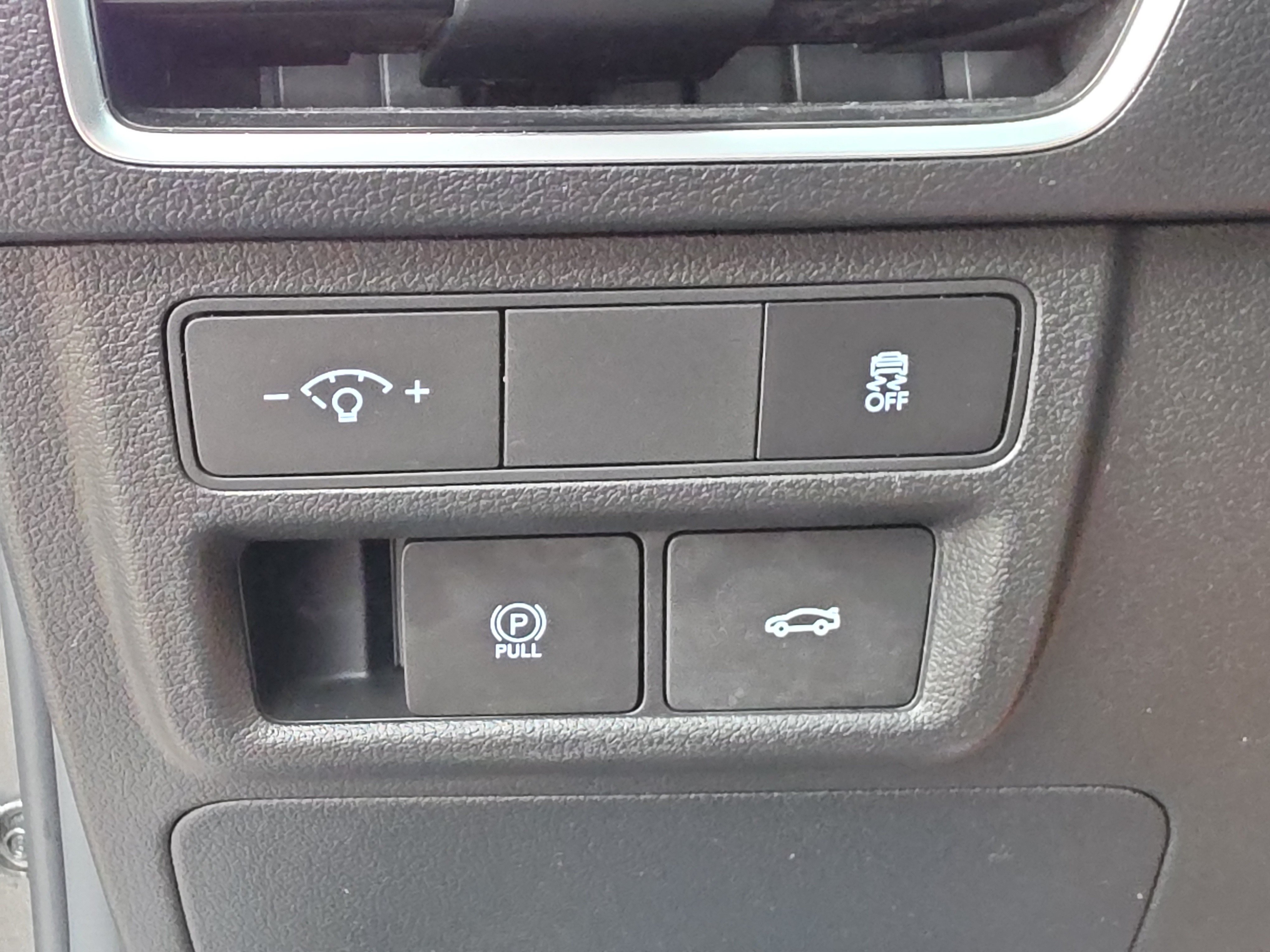 Used 2025 Hyundai Sonata SEL FWD image 27