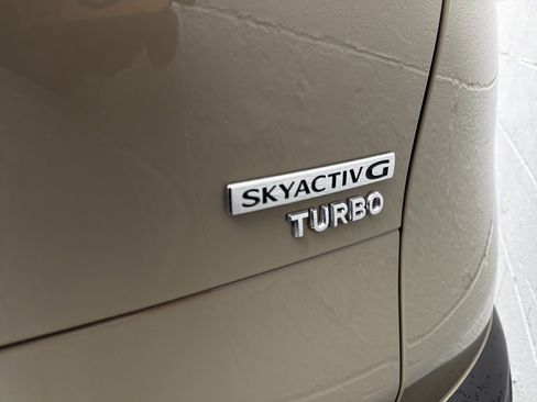 Used 2025 MAZDA CX-30 Carbon image 8