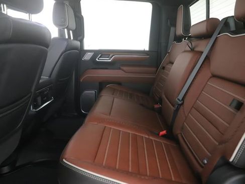 Used 2026 GMC Sierra 3500 Denali Ultimate AWD/4WD image 29