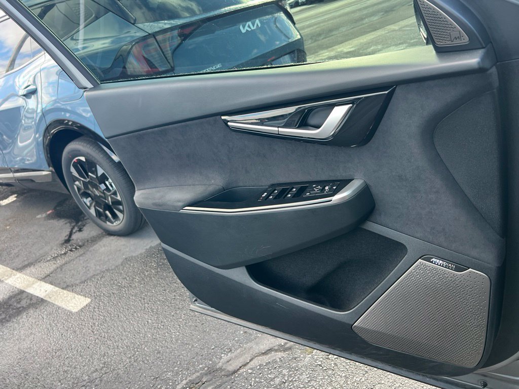 Certified 2023 Kia EV6 GT AWD/4WD image 15