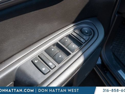 Used 2016 GMC Acadia SLT w/ Open Road Package FWD image 15