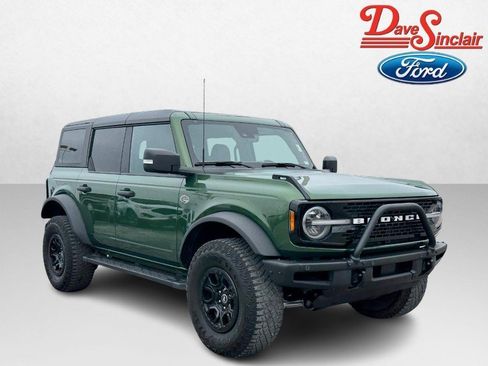 Used 2023 Ford Bronco Wildtrak image 4