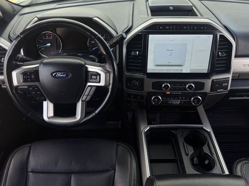 Used 2022 Ford F350 Lariat w/ Black Appearance Package AWD/4WD image 15