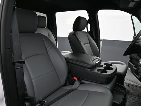 New 2026 RAM 3500 Tradesman w/ Chrome Appearance Group image 24