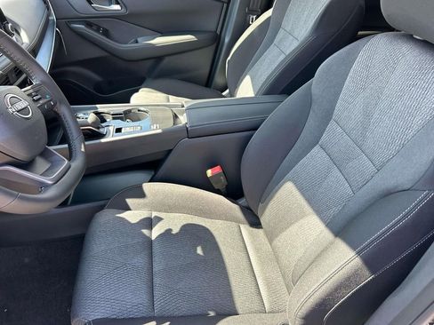 New 2026 Nissan Rogue SV FWD image 15