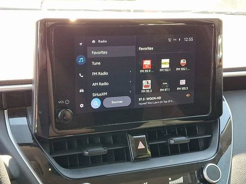 Used 2024 Toyota Corolla LE image 20