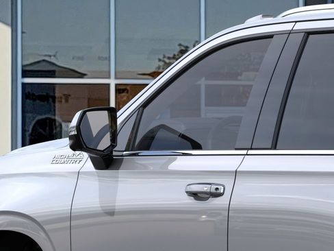 New 2026 Chevrolet Tahoe High Country image 12