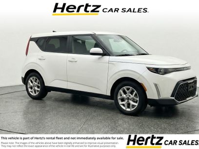 Used 2025 Kia Soul LX w/ LX Technology Package