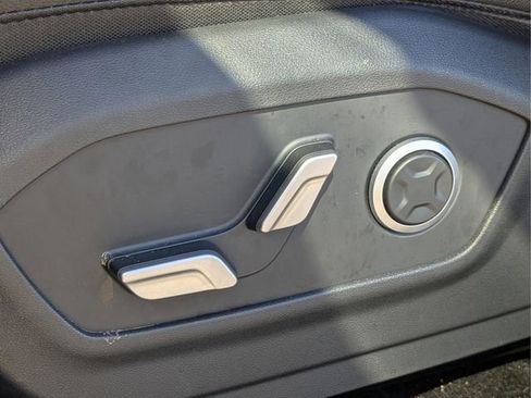 Used 2024 Hyundai Santa Fe Limited AWD/4WD image 20