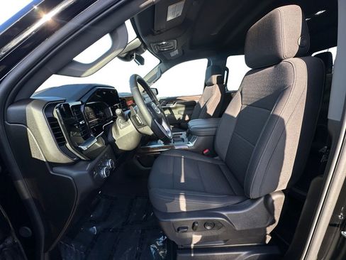 Used 2025 GMC Sierra 1500 Elevation AWD/4WD image 9