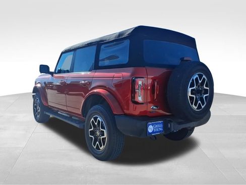 Used 2023 Ford Bronco Outer Banks AWD/4WD image 9