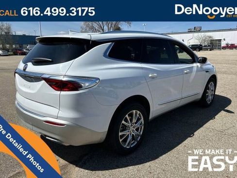 Used 2023 Buick Enclave Essence w/ Experience Buick Package AWD/4WD image 6
