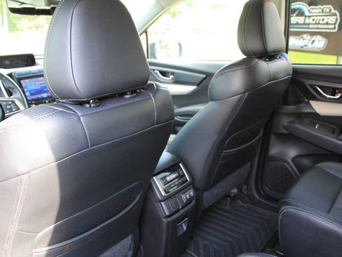 Used 2020 Subaru Ascent Premium w/ Convenience Package AWD/4WD image 22