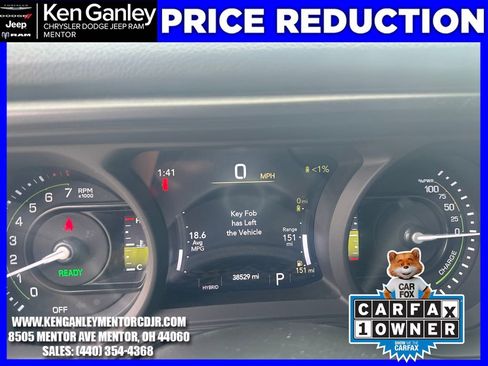 Used 2024 Jeep Wrangler Unlimited AWD/4WD image 15