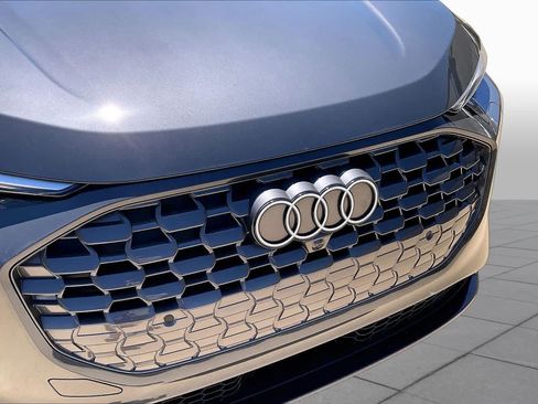 Used 2025 Audi Q5 Premium AWD/4WD image 29